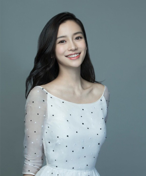 姓名angelababy(杨颖) 别名—— 英  文  名angelababy 国籍中国