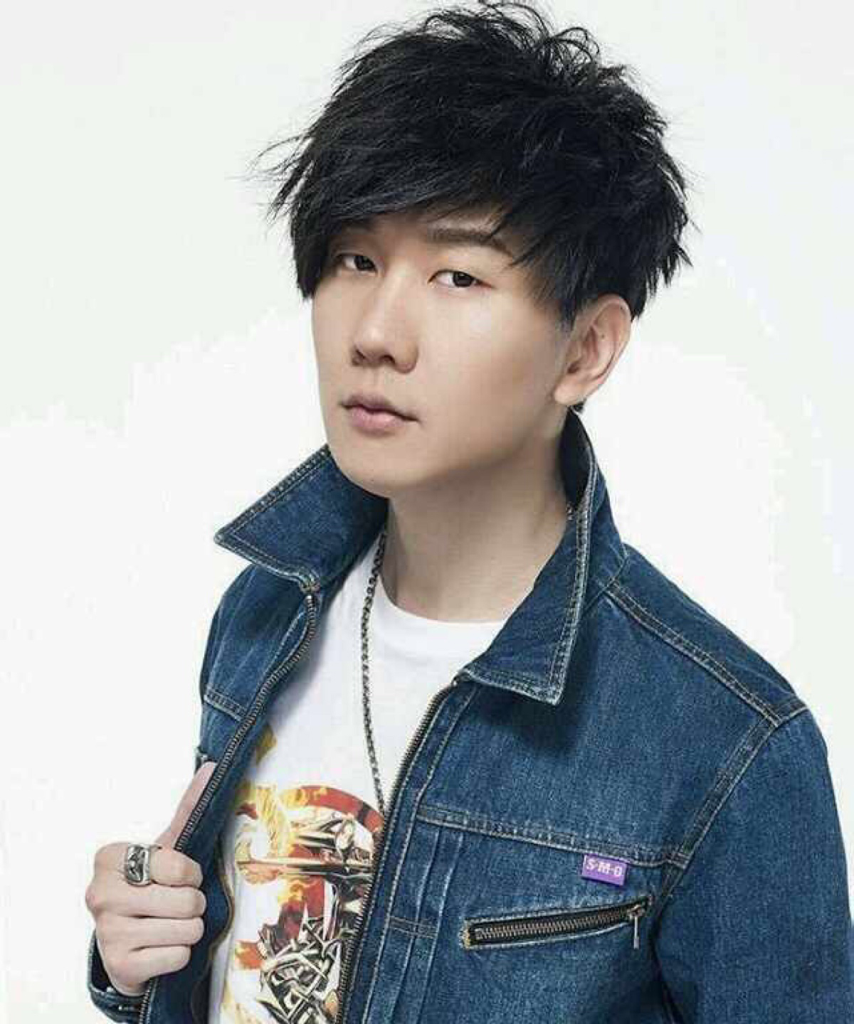 您当前的位置:>首页>新闻中心>新闻详情(权威)林俊杰经纪人吴先生