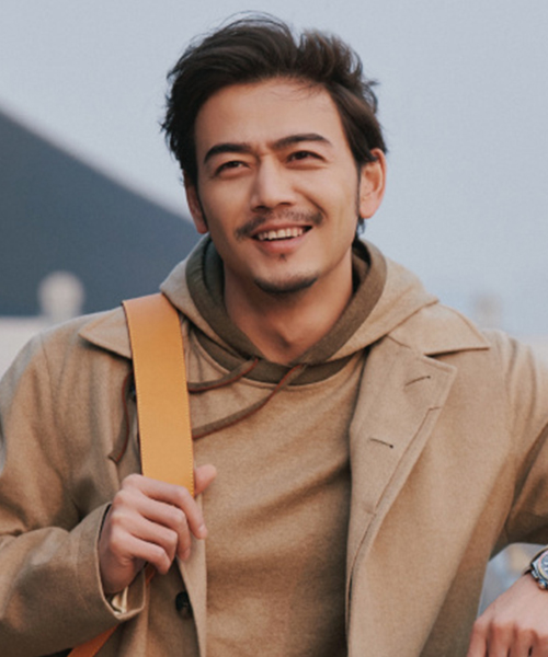 杨烁 杨烁,1983年1月2日出生于黑龙江省伊春市,中国内地影视男演员,于